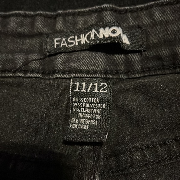 Black ripped jeans - Picture 3 of 3